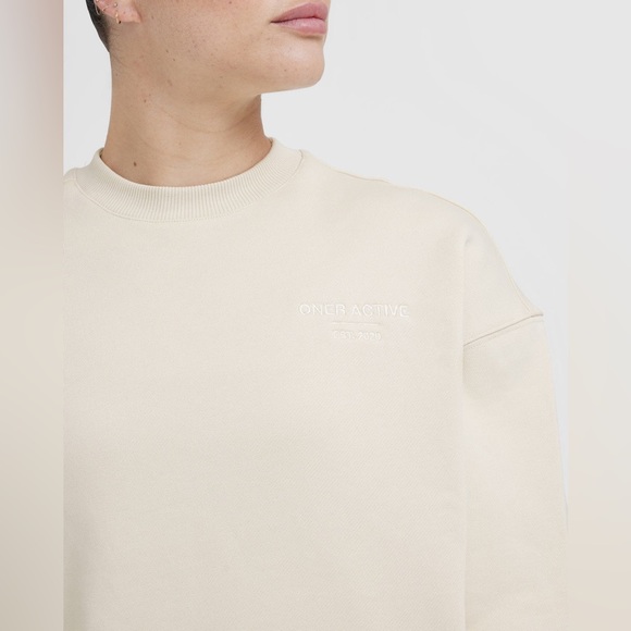 NWT: ONER ACTIVE 🌟ALL DAY EST 2020 OVERSIZED SWEATSHIRT - Picture 4 of 13